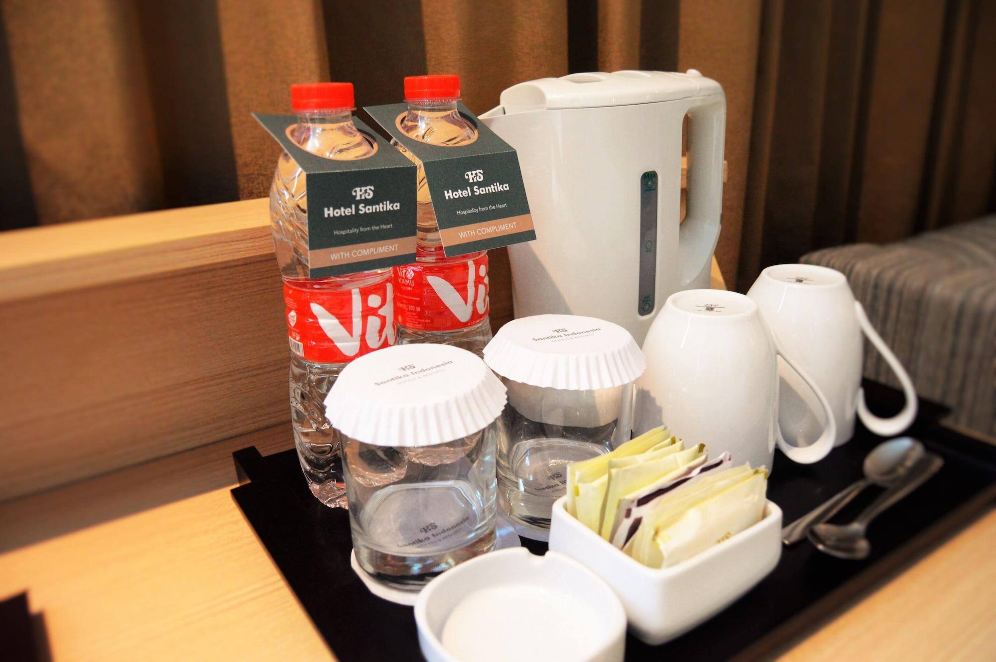 Hotel Santika Gresik Eksteriør billede